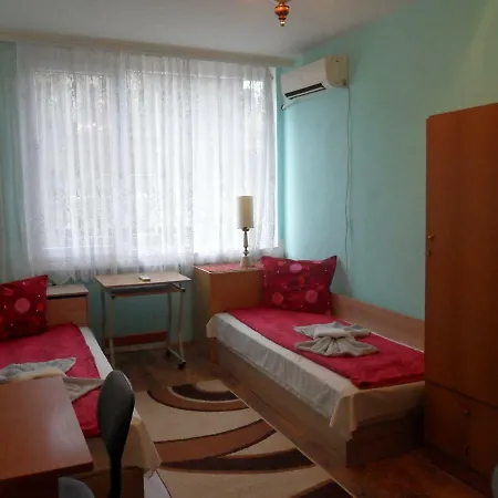 3-bedrooms Flat In The City Centre Of Apartament *