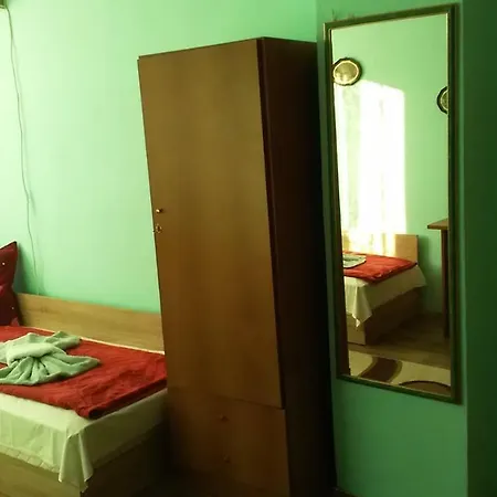3-bedrooms Flat In The City Centre Of